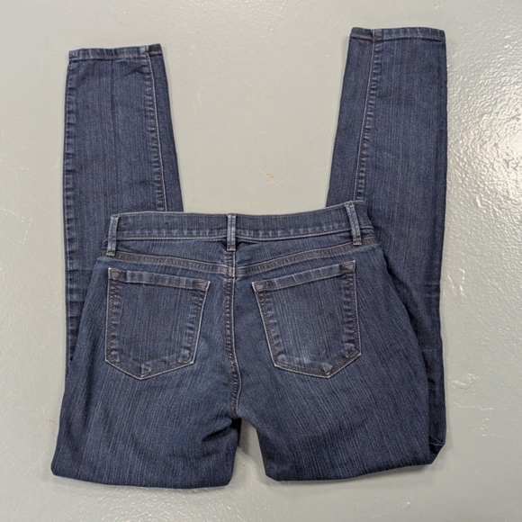 Ann Taylor Loft size 2 modern skinny jeans in excellent condition - Picture 9 of 10